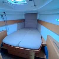 First 45   Rosebud   Cabine avant   Port du kernével   Lorient