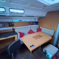 First 45   Rosebud   Carré   Lorient Port du kernével