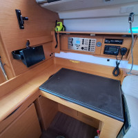 First 45   Rosebud   Table à carte   Lorient Port du kernével