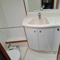 Salle d'eau classique pour l'IMX 45 du chantier X-Yachts