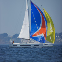 Josie et un autre Dufour 41 sous spi